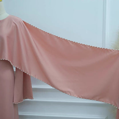 Abaya mit Perlenbesatz