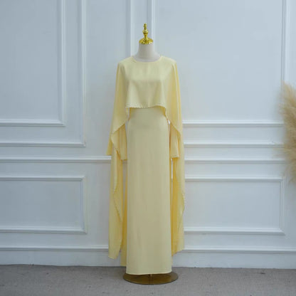 Abaya mit Perlenbesatz
