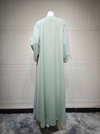 Eleganter Kimono mit Verziehrung