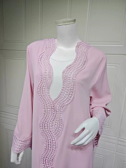 Eleganter Kimono mit Verziehrung